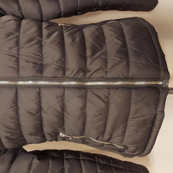 YMI Army Green Puffer Jacket - Picture 8 of 12